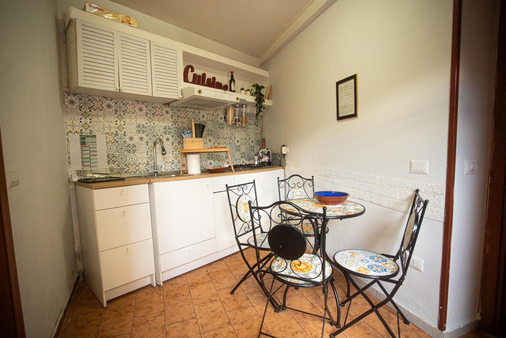 Lisaapartmenthousesalerno Bagian luar foto