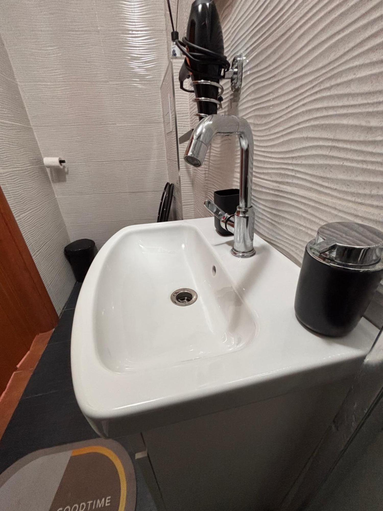 Lisaapartmenthousesalerno Bagian luar foto